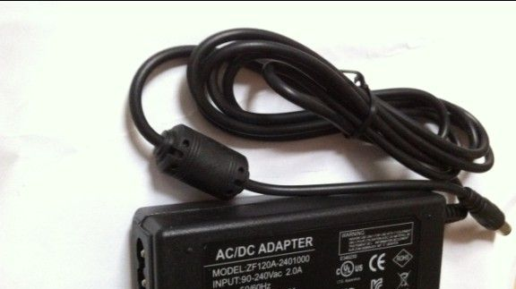 供应深圳厂家24V1.5A电源适配器