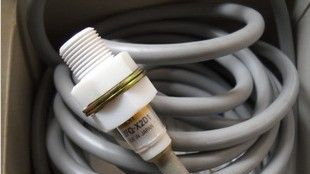 供应全新原装欧姆龙接近开关E2FQ-X2E1，E2FQ-X2D1
