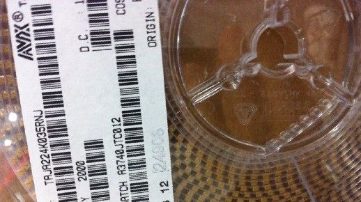 供应0.22UF 35V A型 10% 原装AVX钽电容