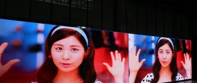 供应P3室内LED全彩显示屏，LED显示屏多少钱一平米？