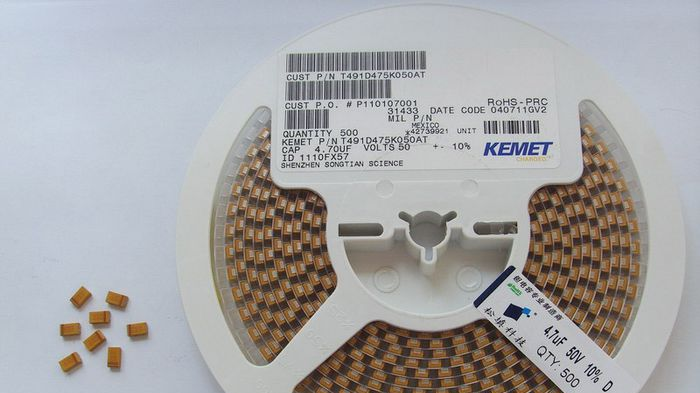 供应 现货KEMET  T520D337M006ATE025   高分子(固态） 钽电容 330uf 6.3v 25毫欧 D case