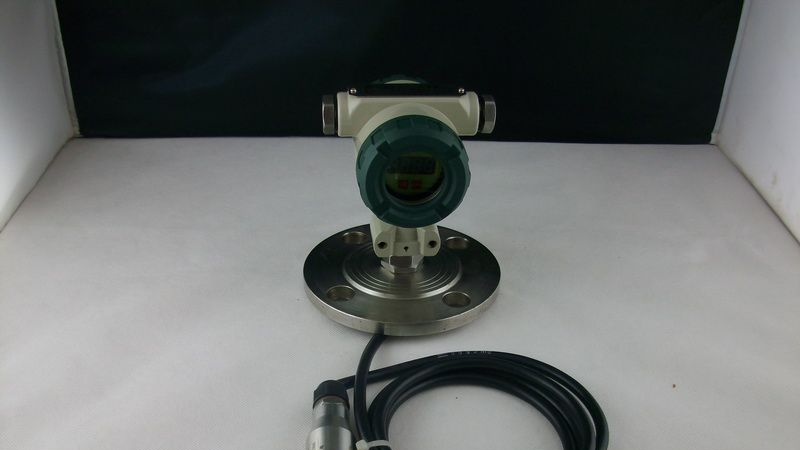 供应GY400(B)法兰数显型投入式液位传感器，北京液位传感器
