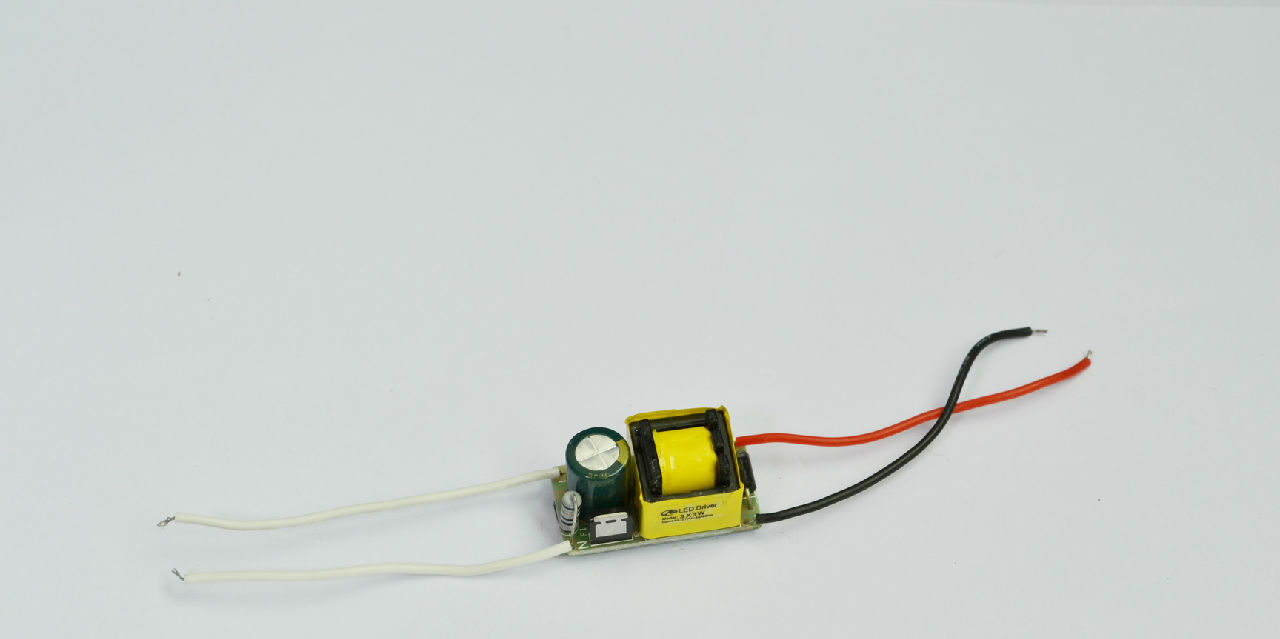 LED驱动器 MR16 12v（4-6）*1W 低压电源 恒流驱动电源