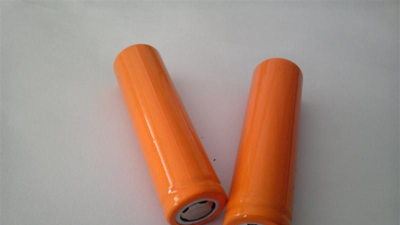 供应全新B品圆柱18650/2200mAh锂电池，量大价优