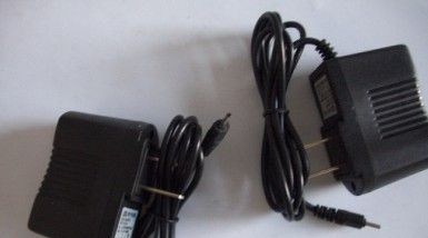 5V1A带线充电器，手机充电器，MP5充电器