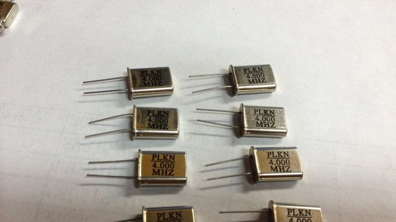 供应优质晶振 无源晶振 4MHZ 4.000MHZ HC-49U 方形