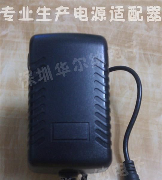 供应电源适配器 英式24V1A 12V1000mA