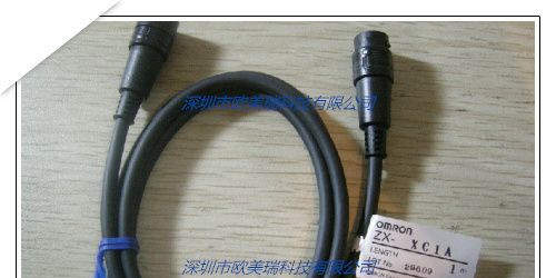 ZX-LDA11-N   ZX-LD300   欧姆龙位移传感器《全新原装》
