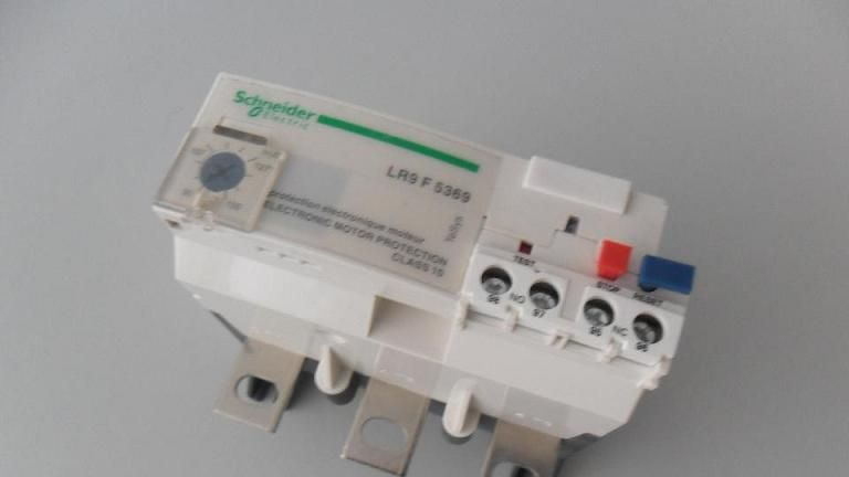 LR9-F5371过载继电器，施耐德热继电器系列
