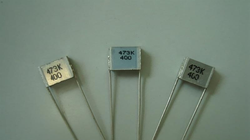 供应400v103KCL25无外封金属化聚酯膜叠片电容器