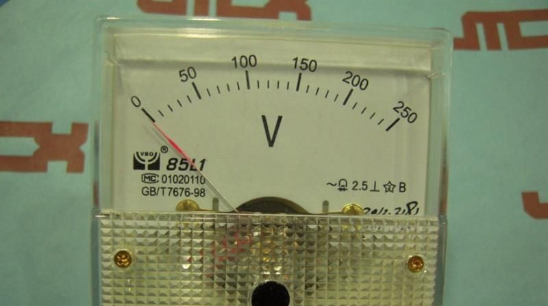 供应指针式交流电压表85L1型AC250V机械表头 模拟表头 小表头 板表
