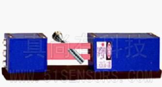 供应位移传感器ZM100-25检测黑色胶条的宽度