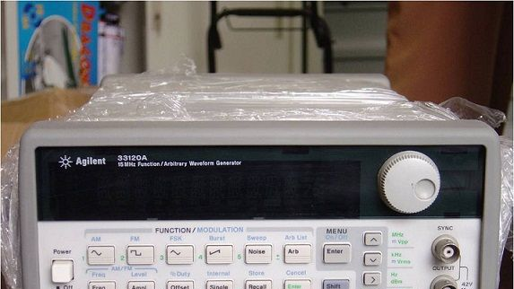 33120A<安捷伦33120A<西安上海保定15M函数信号发生器
