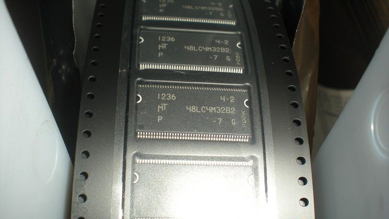 集成电路IC MT48LC4M32B2P-7:G 原装现货