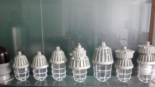 防爆照明灯，隔爆型防爆灯，BAD81防爆照明灯报价