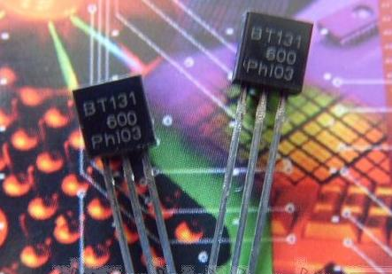 供应双向可控硅BT131-600