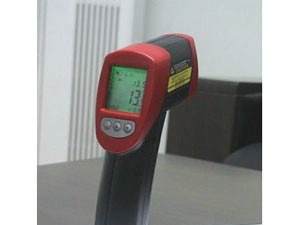 供应SL-309智能型手持式红外线测温仪