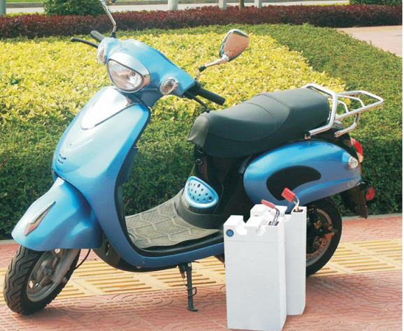 供应电动车.电动摩托车锂电池端充电插头