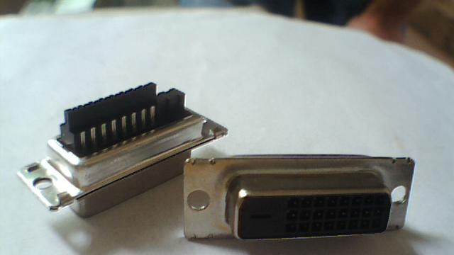 供应DVI(24+5)母180度焊线连接器