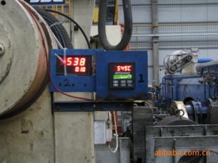 铝金生产线激光测量温度