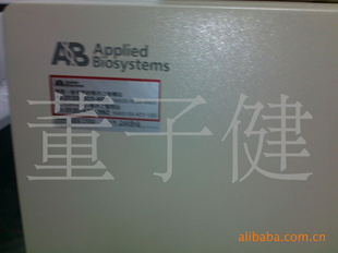 ABI Prism 7900型荧光定量PCR仪