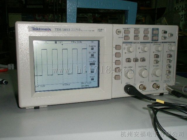 超新二手TDS1012苏州100MHZ荧光示波器