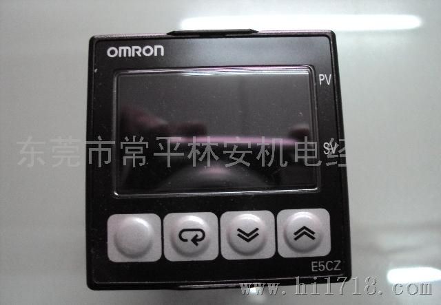 原装日本欧姆龙OMRON温度控制器E5CZ-R2MT AC100-240
