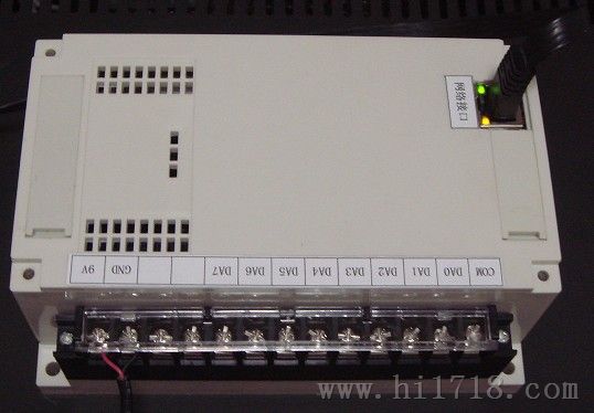 以太网络TCP/IP转8路可调电压输出控制器