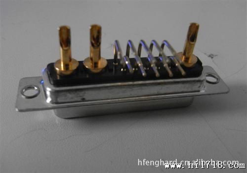 生产D-sub大电流插板/焊线式连接器