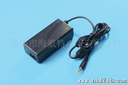 供应12V2A桌面式电源适配器