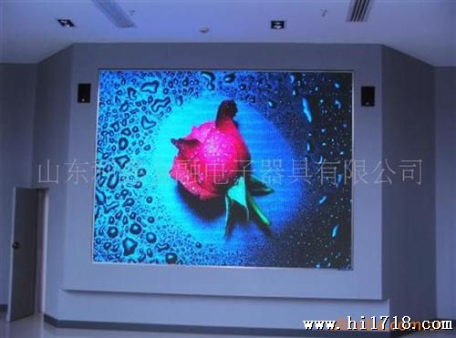 led室内全彩P7.62显示屏
