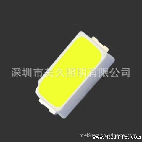 亮低光衰 3014 贴片LED灯珠 0.1W  12-14lm