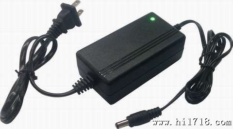 桌面式开关电源，12V2A适配器