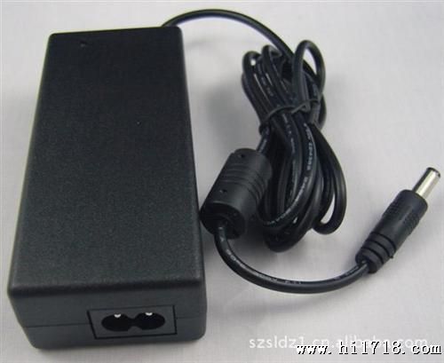 30W15V2A桌面式电源适配器