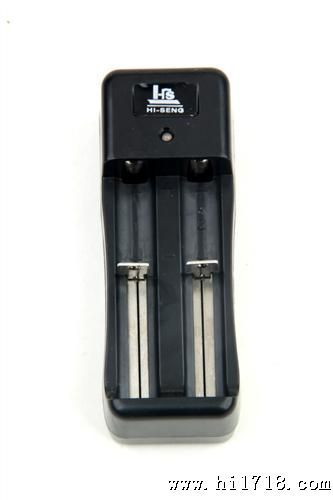 18650、14500等锂电池双槽充电器 