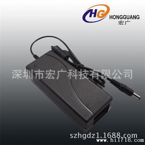 12V3A 欧规桌面式胶壳电源适配器