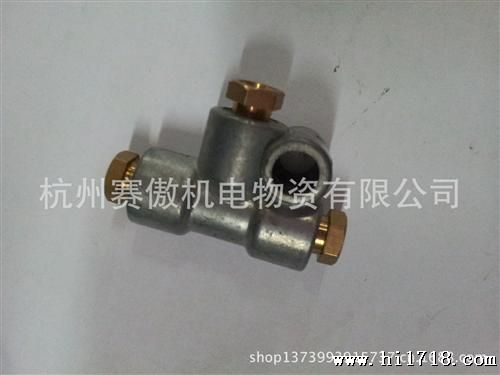 大量供应油路用锌合金分油器三通