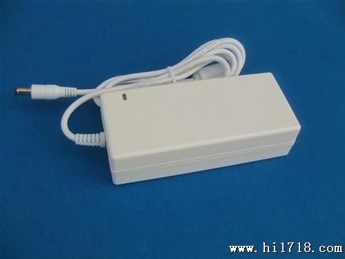 12V3A（白色桌面式）电源适配器CCC/CE/UL/KC/SAA/