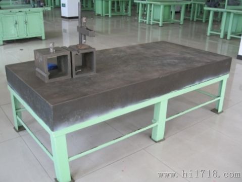 5.1特惠A3钢板钳工桌+A3钢板工作台