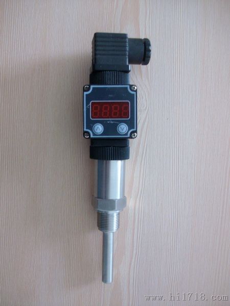 北京HSTL一体化温度变送器，天津带信号隔离温度传感器200元