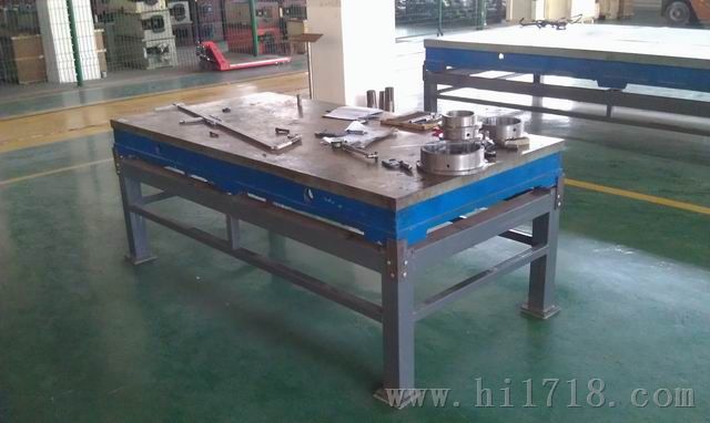 江苏大型铸铁平板，上海冀量机械。上海冀量机械
