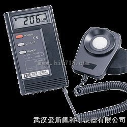 TES-1332A数字式照度计