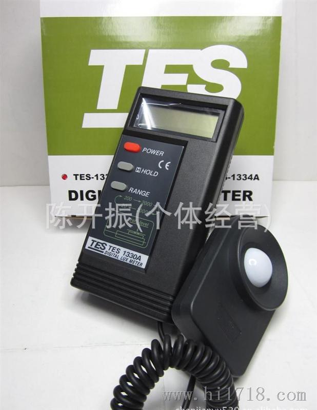 台湾泰仕T-1330A照度计T1330A 光照仪