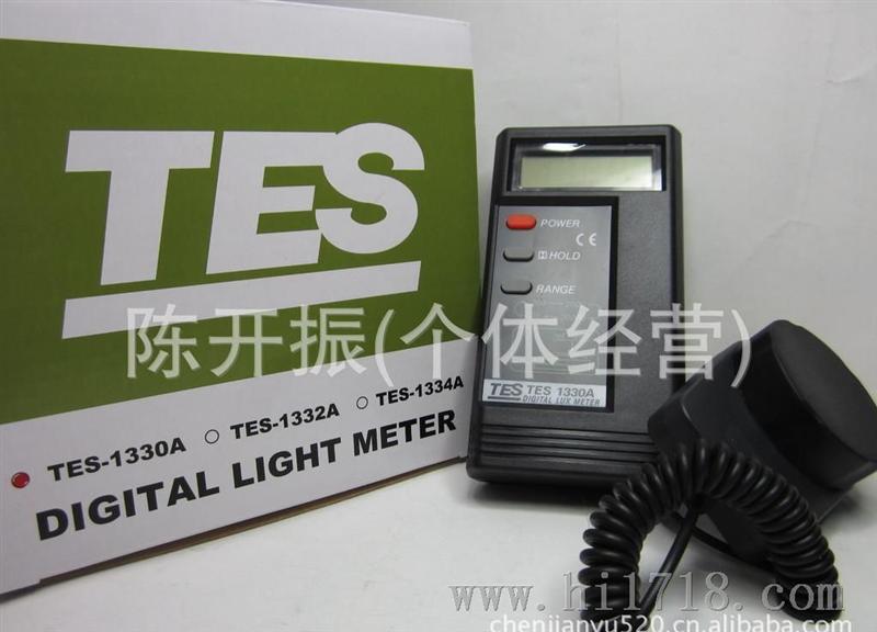 台湾泰仕T-1330A照度计T1330A 光照仪