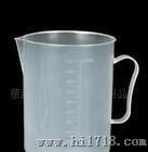 供应塑料量杯500ml，带手柄刻度量杯