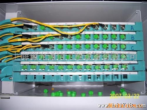 电话布线安装 配线架卡模块