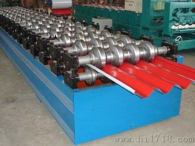 750彩钢压型设备