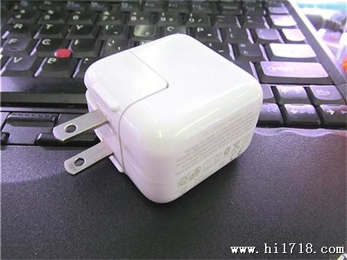 苹果充电器 IPAD2/3/4mini 12W 2.1A通用安卓平板电脑U插头批发