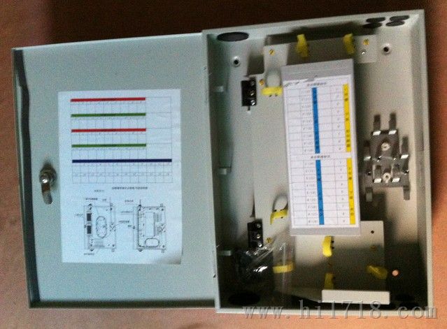 1分32芯插片式光纤配线箱 冷轧板插片式光分路器箱