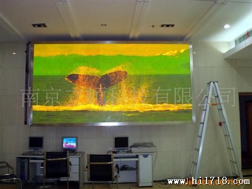 高清LED显示屏